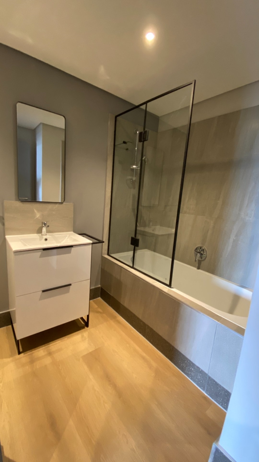 To Let 2 Bedroom Property for Rent in Observatory Western Cape